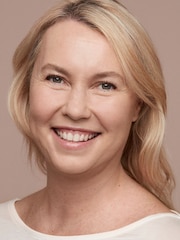 Clarins Skin Illusion Foundation SPF15 - Image 2 of 3