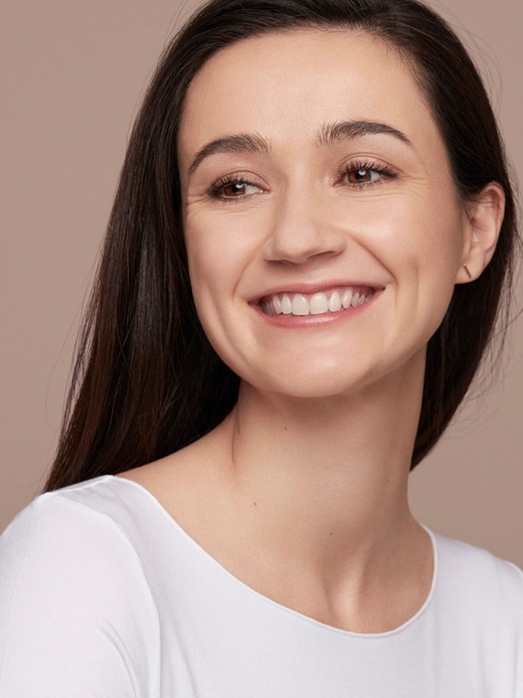 Clarins Skin Illusion Foundation SPF15 - Image 3 of 3
