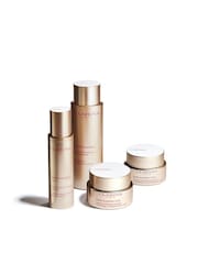 Clarins Nutri Lumière Night Cream 50ml - Image 2 of 4