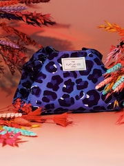 The Flat Lay Co. Open Flat Drawstring Makeup Bag - Image 4 of 5