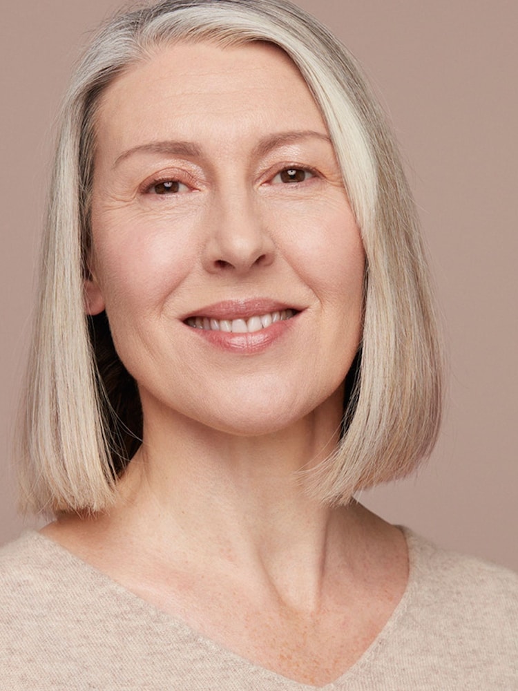 Clarins Skin Illusion Foundation SPF15 - Image 3 of 3