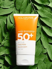Clarins Sun Care Cream UVB/UVA 50+ for Body 150ml - Image 3 of 5