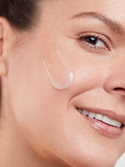 ELEMIS Pro-Collagen Energising Marine Cleanser 150ml - Image 4 of 5