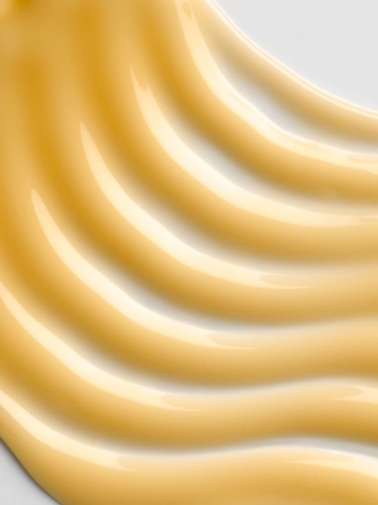 ELEMIS Dynamic Resurfacing Super-C Serum 30ml - Image 4 of 4 ELEMIS Dynamic Resurfacing Super-C Serum 30ml - Image 4 of 4