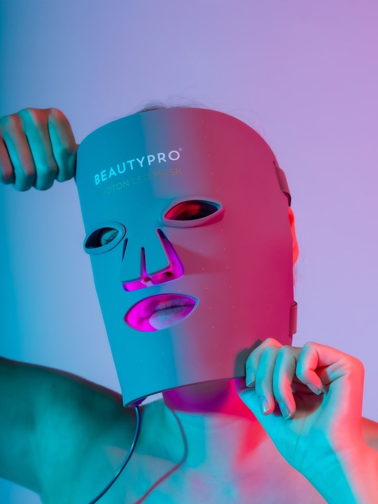 BeautyPro PHOTON LED Light Therapy Facial Mask - Image 2 of 5