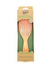 WetBrush Go Green Treatment And Shine Hair Brush - Image 1 of 3