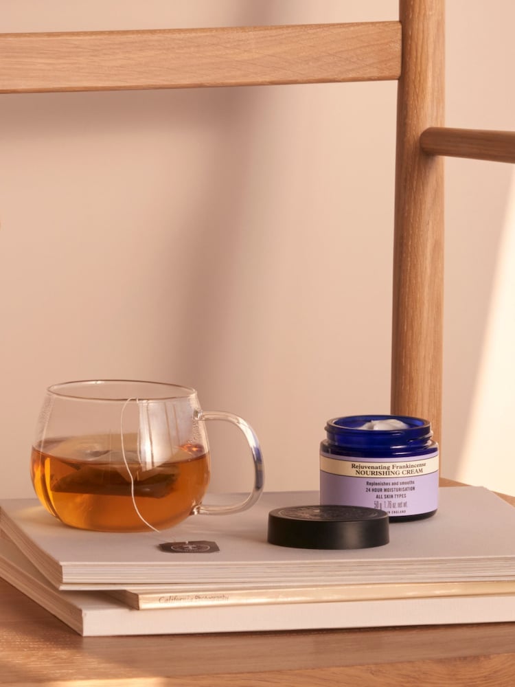 Neals Yard Remedies Nourishing Frankincense Cream 50g - Image 5 of 5