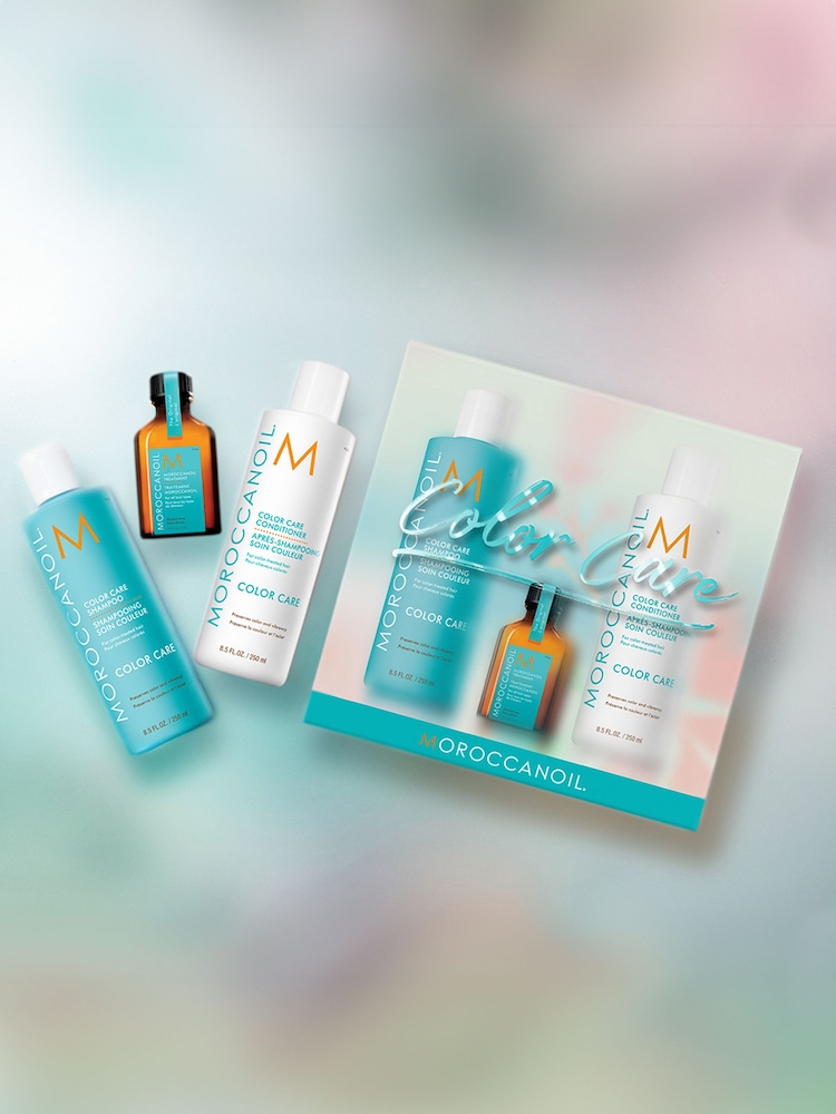 Moroccanoil Moisture Repair Shampoo Conditioner with Free Moroccanoil Treatment (Worth over £52) - Image 5 of 5