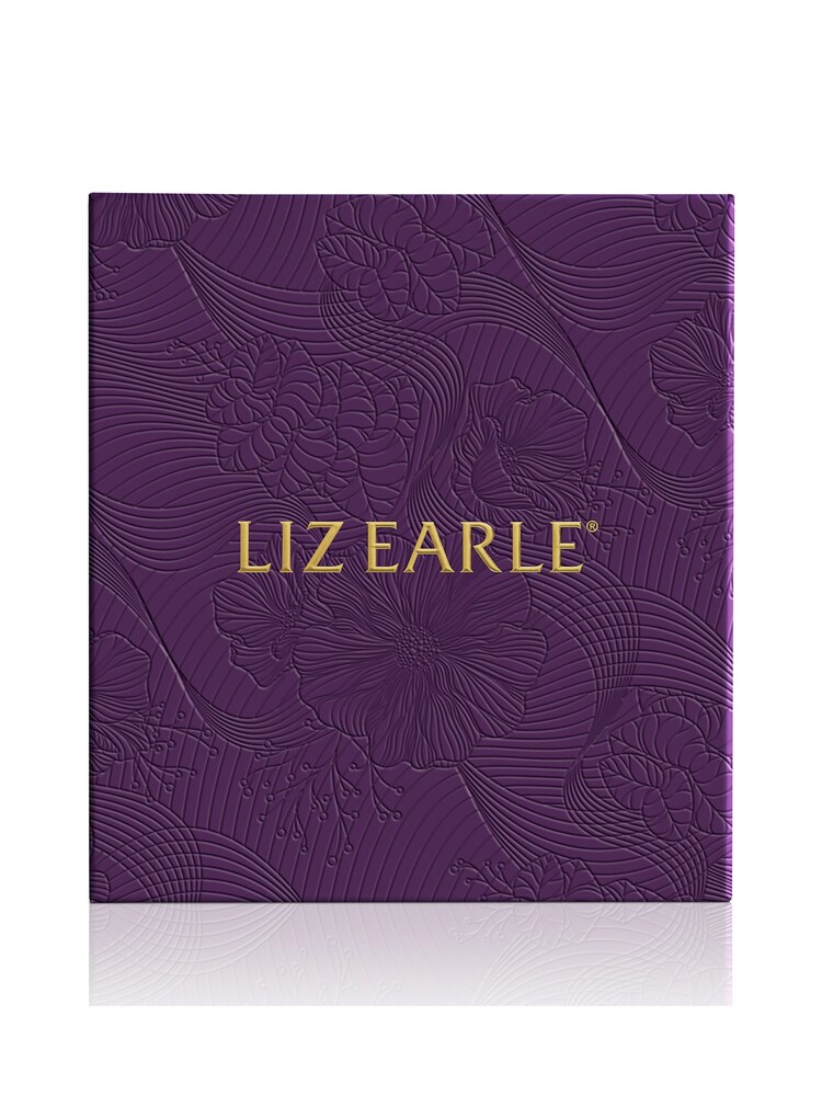 Liz Earle Cleanse and Revitalise Collection (Worth £69) - Image 2 of 4