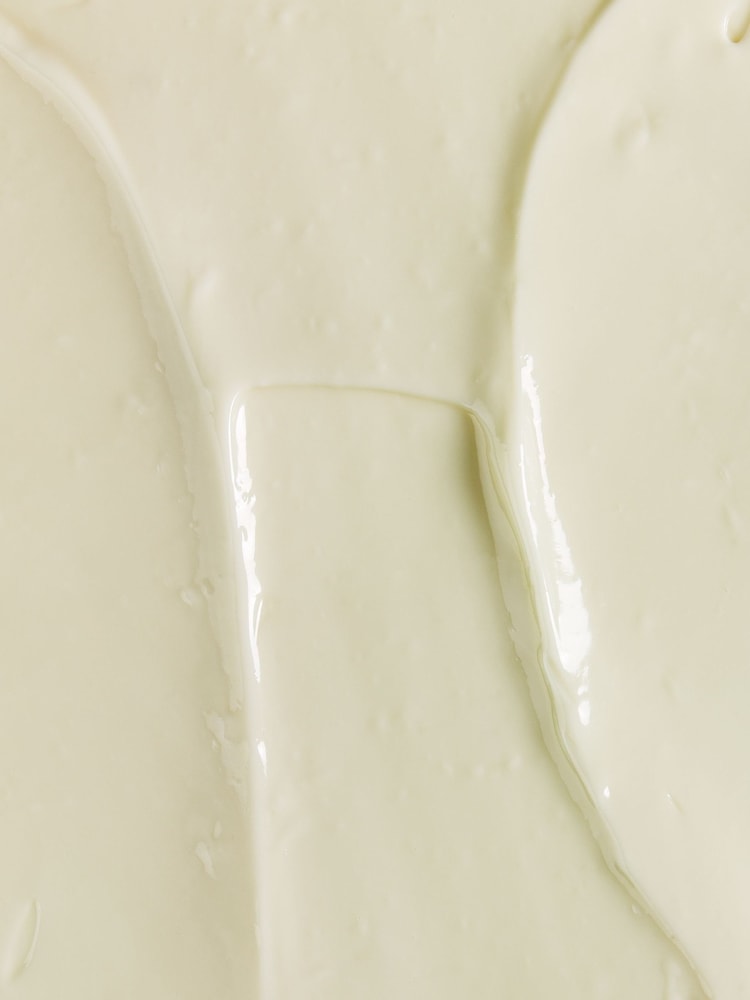 Liz Earle Superskin Eye Cream 15ml - Image 4 of 4