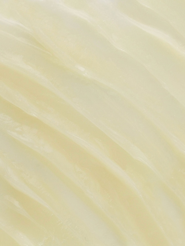 Emma Hardie Moringa Cleansing Balm & Wash Cloth Set 100ml - Image 2 of 4 Emma Hardie Moringa Cleansing Balm & Wash Cloth Set 100ml - Image 2 of 4