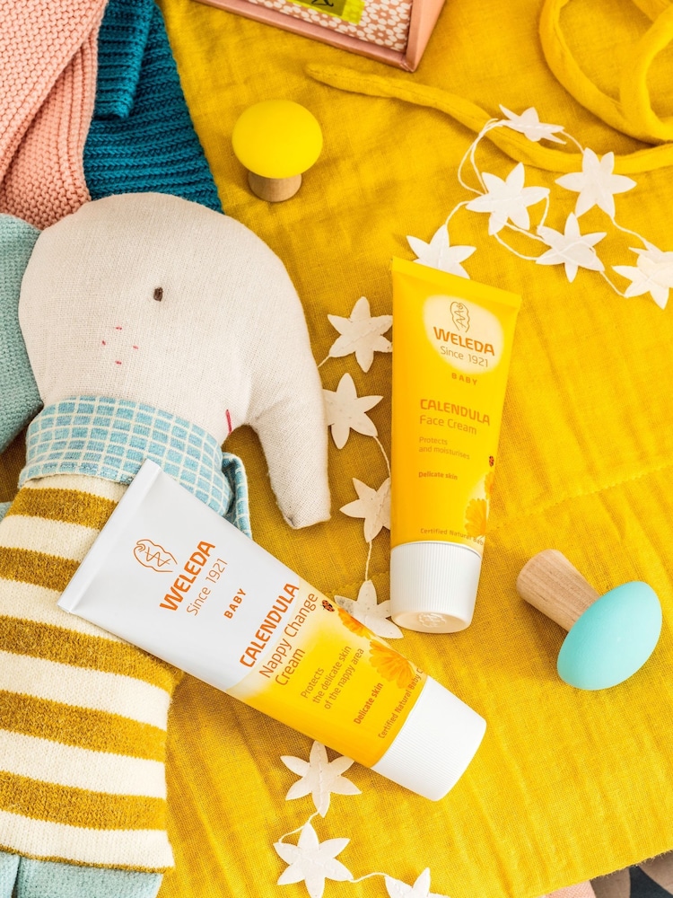 Weleda Calendula Shampoo And Body Wash 200ml - Image 2 of 5
