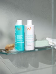 Moroccanoil Frizz Control Conditioner 250ml - Image 2 of 5