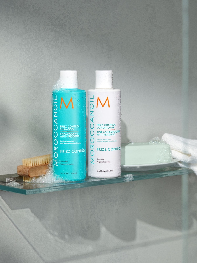 Moroccanoil Frizz Control Conditioner 250ml - Image 2 of 5