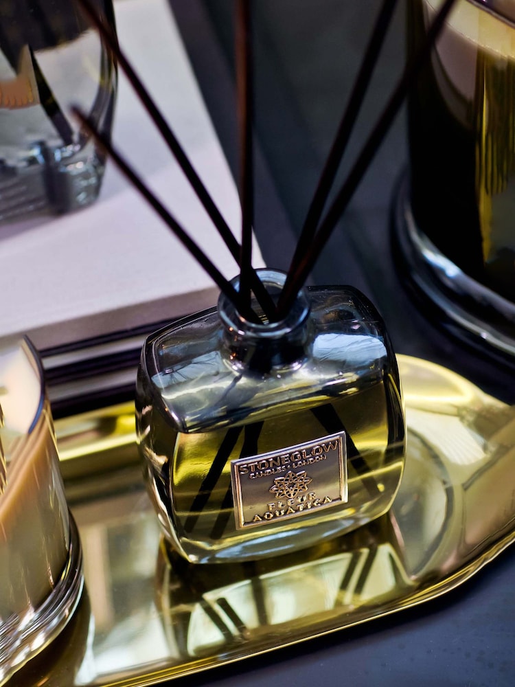Stoneglow Fleur Aquatica Metallique Reed Diffuser - Image 3 of 3 Stoneglow Fleur Aquatica Metallique Reed Diffuser - Image 3 of 3