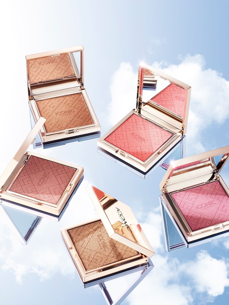 ICONIC London Kissed by the Sun MultiUse Cheek Glow Blusher - Image 4 of 4