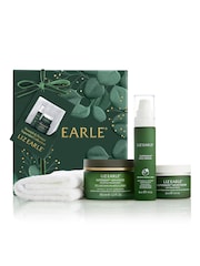 Liz Earle Nourish and Protect Superskin Collection (Worth £135) - Image 1 of 4