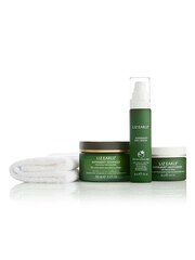 Liz Earle Nourish and Protect Superskin Collection (Worth £135) - Image 2 of 4