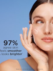Elizabeth Arden Eight Hour® HydraPlay™ Skin Perfecting Daily Moisturizer 45ml - Image 3 of 5