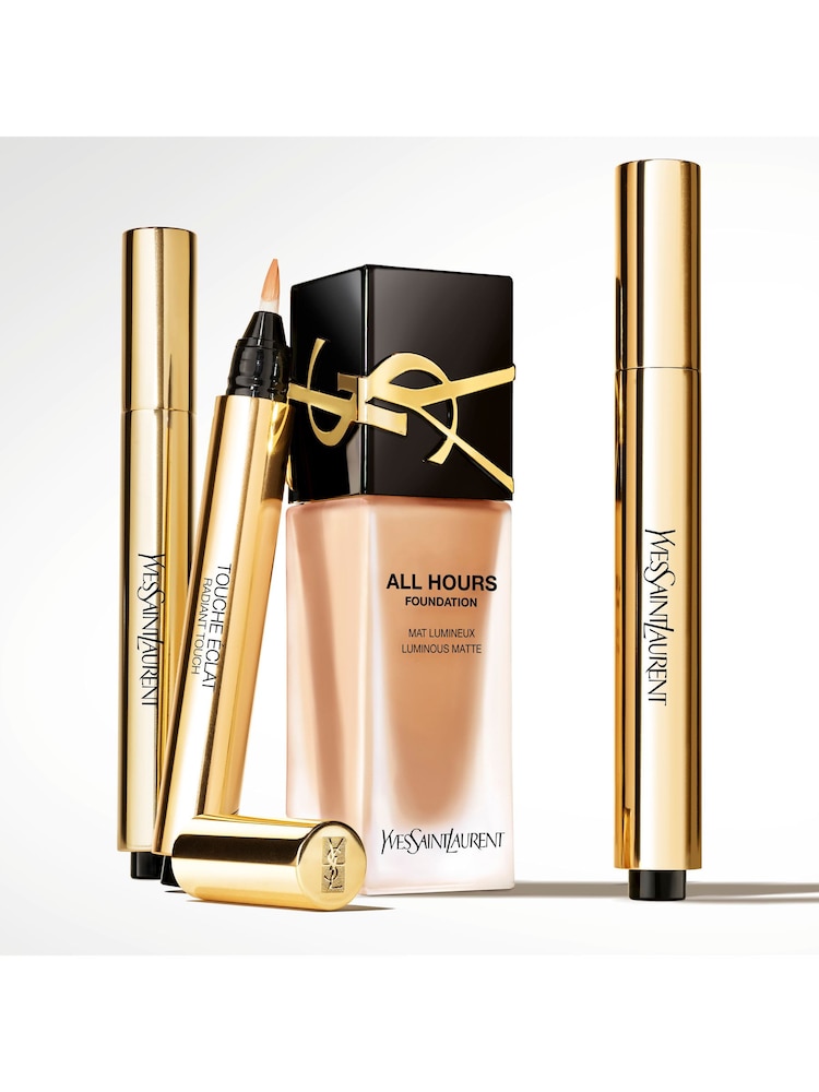 Yves Saint Laurent Touche Éclat Illuminating Concealer Pen - Image 5 of 5