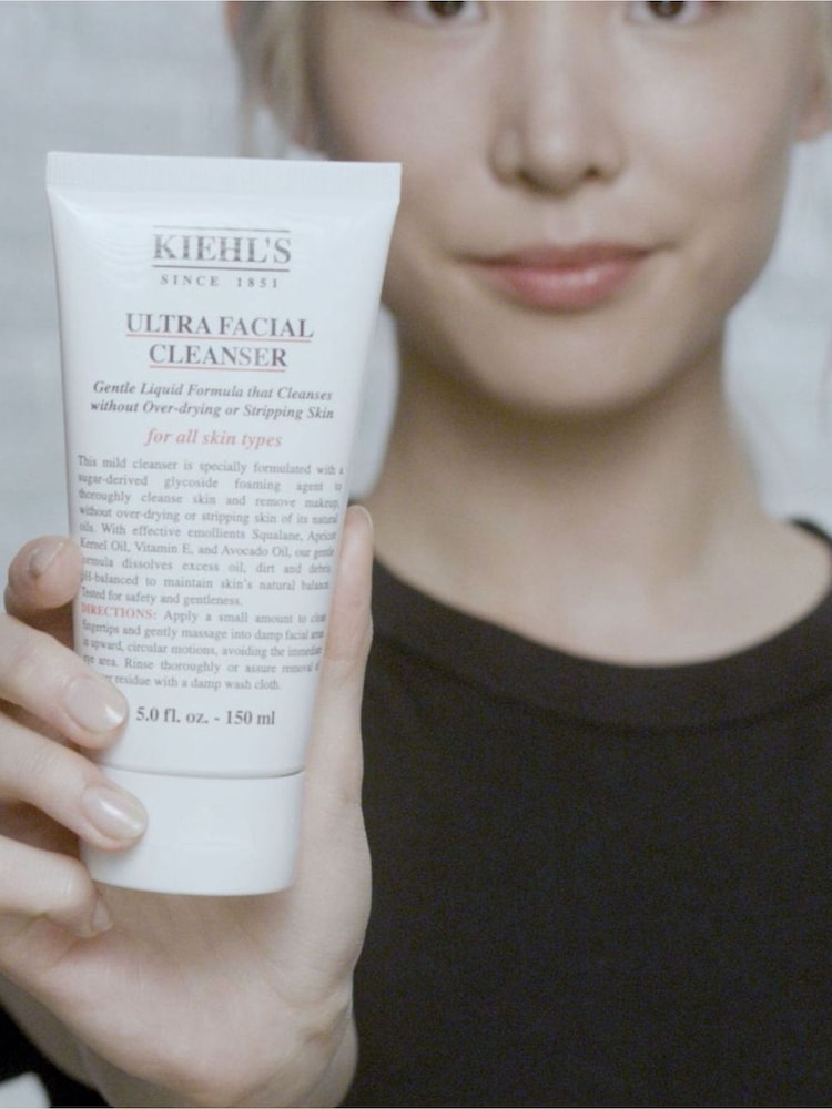 Kiehls Ultra Facial Cleanser 150ml - Image 2 of 2