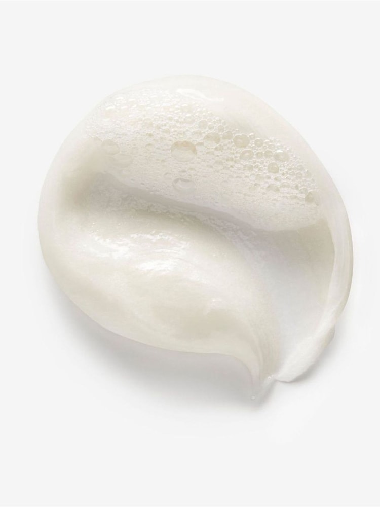 Kiehls Ultra Facial Oil-Free Cleanser 150ml - Image 2 of 5