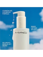 MAC Hyper Real Fresh Canvas Cleansing Oil 200ml - Image 2 of 5