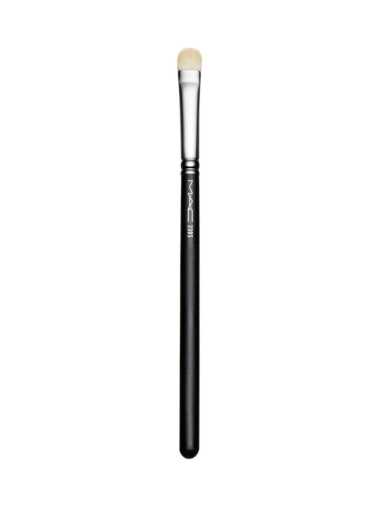 MAC 239s Eye Shader Brush - Image 1 of 3