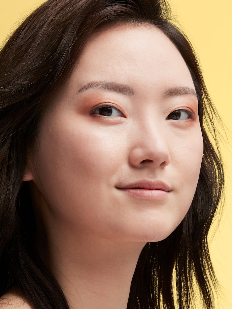 MAC Studio Radiance Face and Body Radiant Sheer Foundation - Image 2 of 4