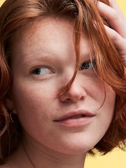 MAC Studio Radiance Face and Body Radiant Sheer Foundation - Image 3 of 5