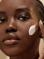 Estée Lauder Revitalizing Supreme+ Youth Power Creme Moisturiser 50ml - Image 3 of 5
