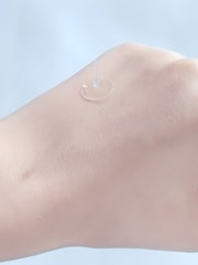 Estée Lauder Perfectly Clean Infusion Balancing Essence Lotion with Amino Acid + Waterlily - Image 3 of 4