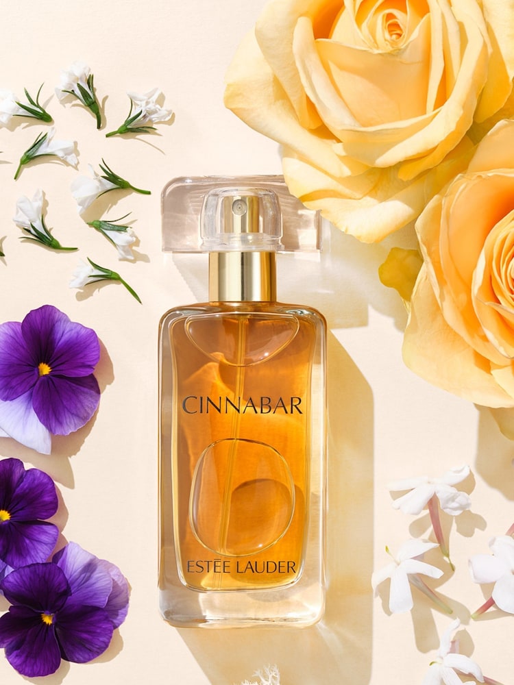 Estée Lauder Cinnabar Eau De Parfum Spray 50ml - Image 3 of 3