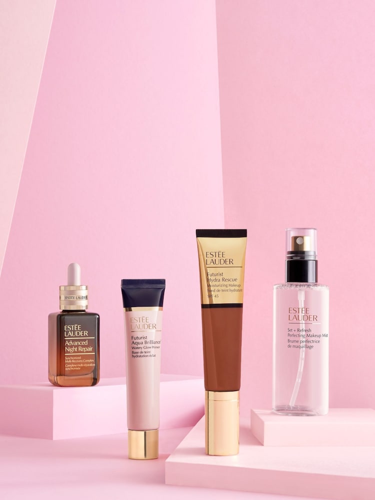 Estée Lauder Set + Refresh Perfecting Makeup Mist - Image 2 of 4
