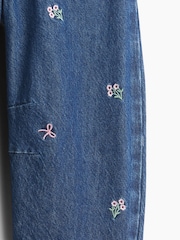 Medium Wash Bow - Gap Bow Embroidered Barrel Horseshoe Jeans (6mths-5yrs) - Obraz 3 z 3