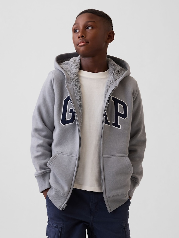 Grau - Gap Sherpa-Lined Zip-Up Hoodie (4-13yrs) - Bild 1 von 4 Grau - Gap Sherpa-Lined Zip-Up Hoodie (4-13yrs) - Bild 1 von 4