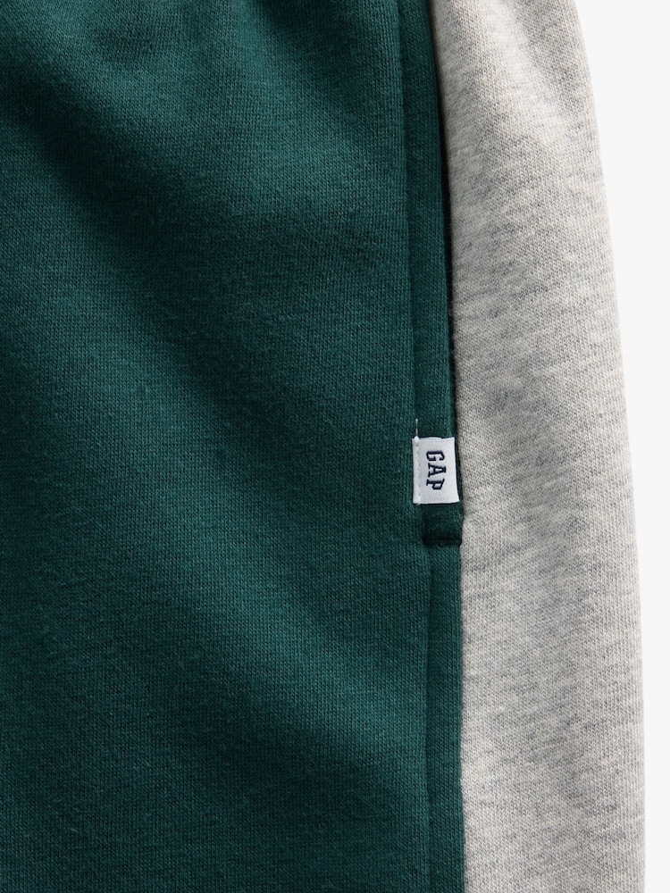 Gap Dark Green VintageSoft Baggy Varsity Joggers (4-13yrs) - Image 5 of 5 Gap Dark Green VintageSoft Baggy Varsity Joggers (4-13yrs) - Image 5 of 5