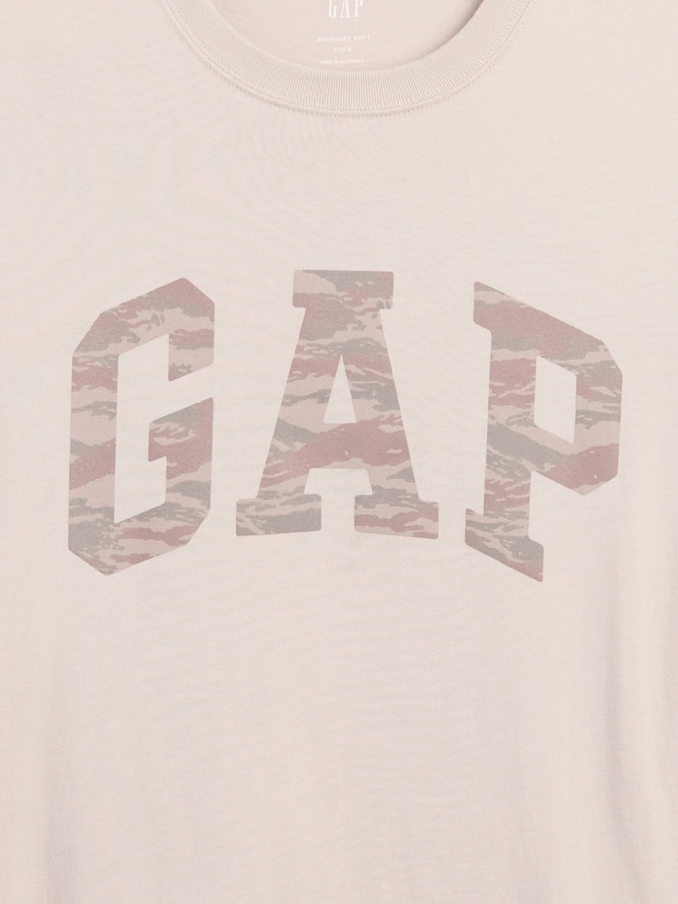 Κρεμ καμουφλάζ - Gap Everyday Soft Logo Κοντομάνικο μπλουζάκι - Εικόνα 5 από 5