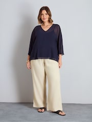 Live Unlimited Peplum V-Neck Overlay Blouse - Obraz 2 z 4