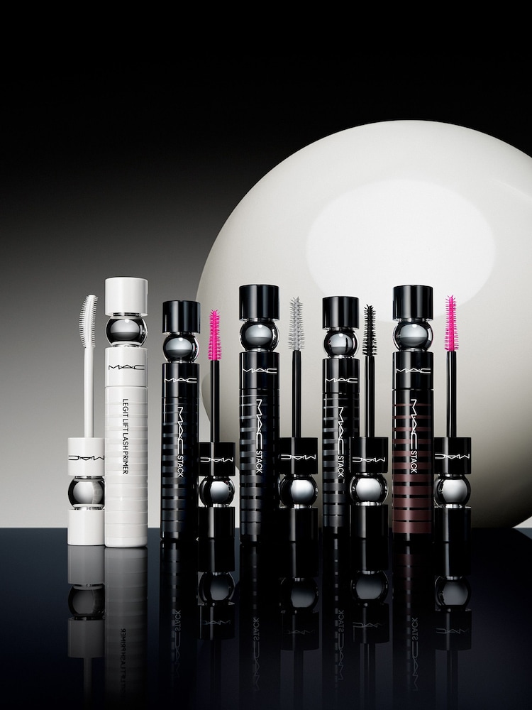 MAC MACSTACK Mascara - Image 2 of 5 MAC MACSTACK Mascara - Image 2 of 5