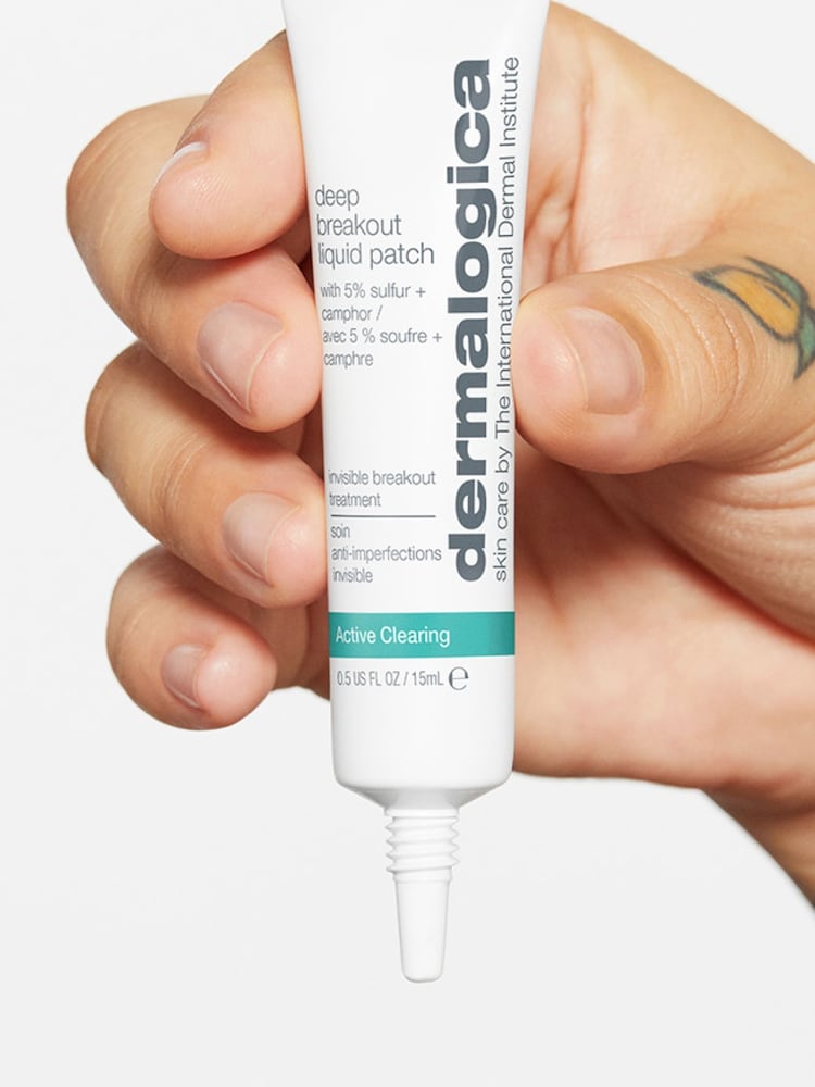 Dermalogica Deep Breakout Liquid Patch 15ml - Image 2 of 5 Dermalogica Deep Breakout Liquid Patch 15ml - Image 2 of 5