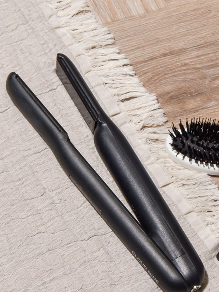 CLOUD NINE Original Cordless Black Hair Straightener - Image 7 of 7