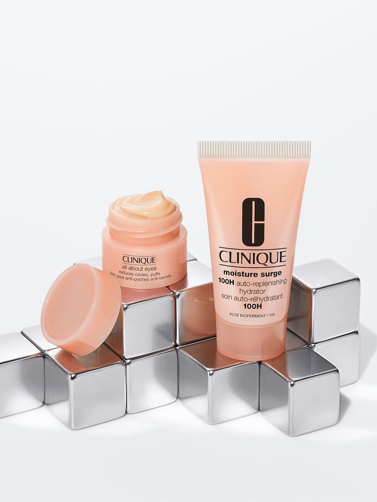 Clinique Merry Moisture: Hydrating Skincare Gift Set (Worth over £37) - Image 2 of 5
