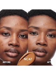 MAC Studio Radiance 24Hr Luminous Lift Concealer - Image 2 of 5
