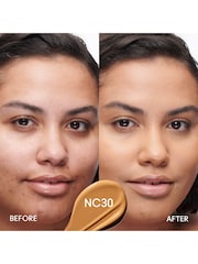 MAC Studio Radiance 24Hr Luminous Lift Concealer - Image 2 of 5