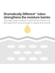Clinique Jumbo Dramatically Different Moisturizing Lotion + 200ml (Worth £53) - Image 2 of 4