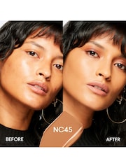 MAC Studio Fix Fluid Broad Spectrum Foundation SPF15 30ml - Image 3 of 5