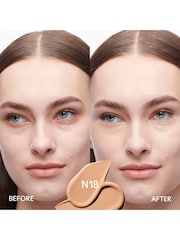 MAC Studio Radiance 24Hr Luminous Lift Concealer - Image 2 of 5