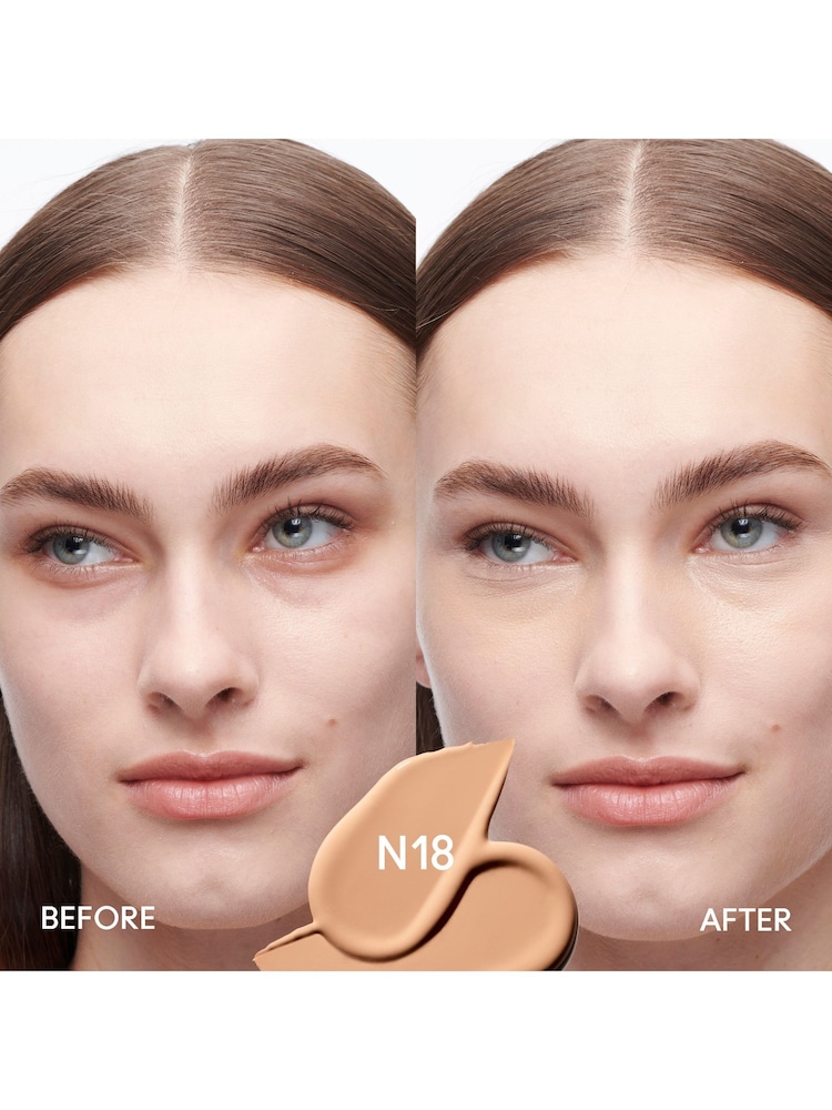 MAC Studio Radiance 24Hr Luminous Lift Concealer - Image 2 of 5