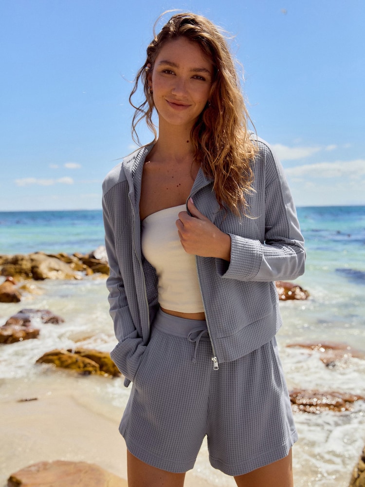 Blau - Sommershorts mit Waffelstruktur - Bild 2 von 8 Blau - Sommershorts mit Waffelstruktur - Bild 2 von 8